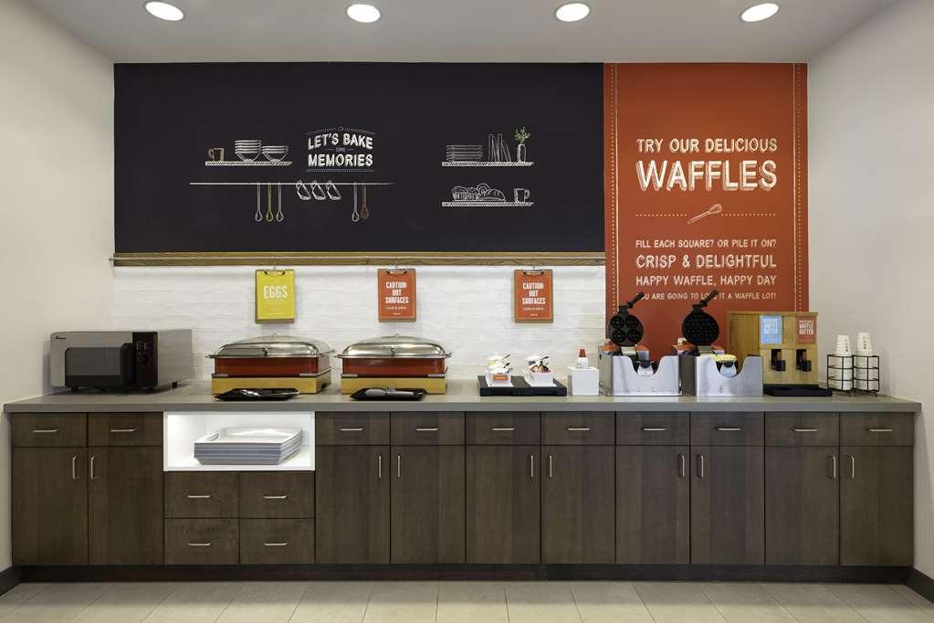 Hampton Inn Midland, On Restaurant photo