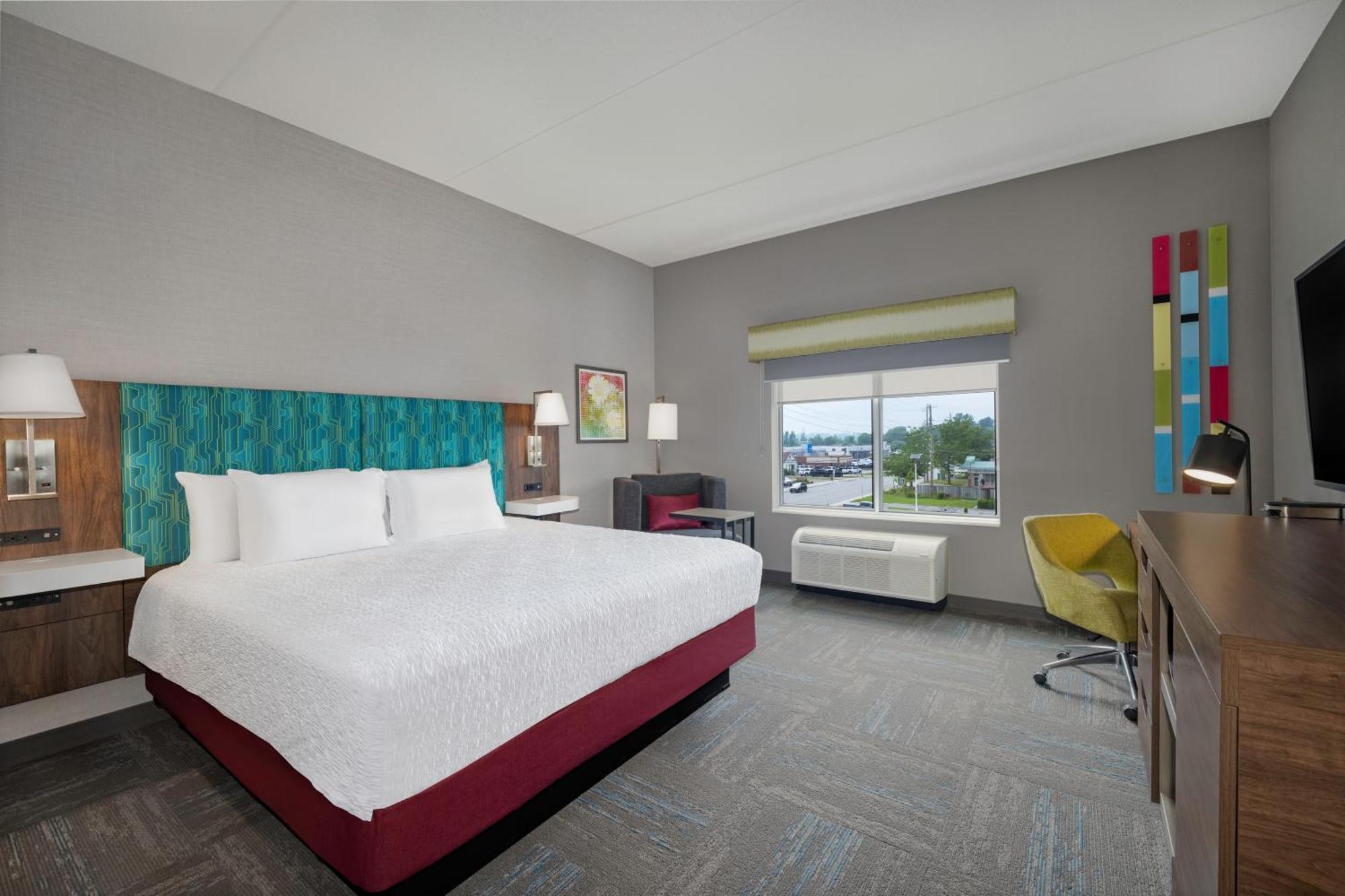 Hampton Inn Midland, On Exterior photo
